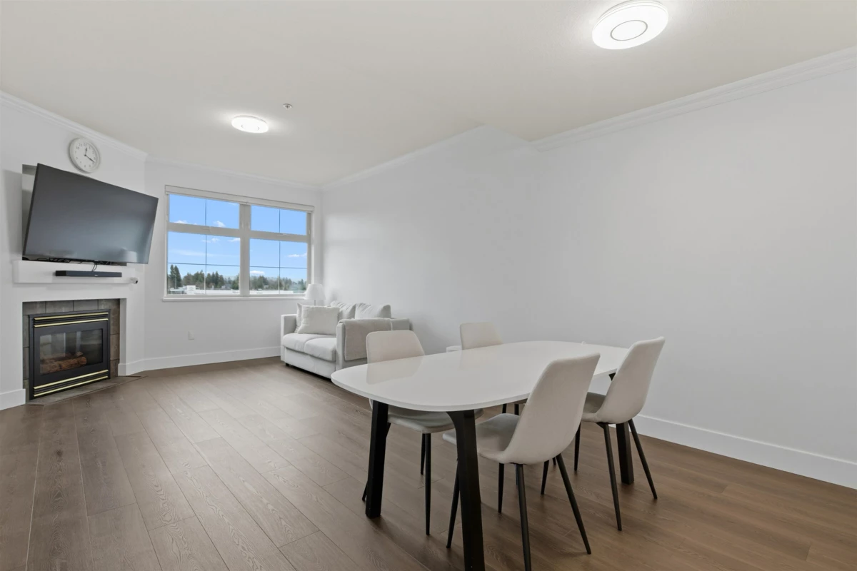 Living Room Photo of 411 15210 Guildford Drive, Surrey, BC