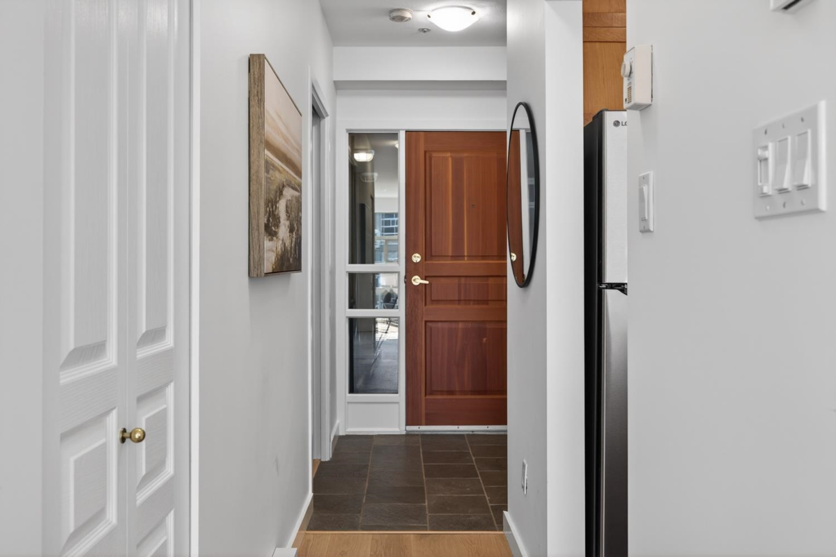 Family Room Photo of 315 2020 E Kent Avenue South, Vancouver, BC