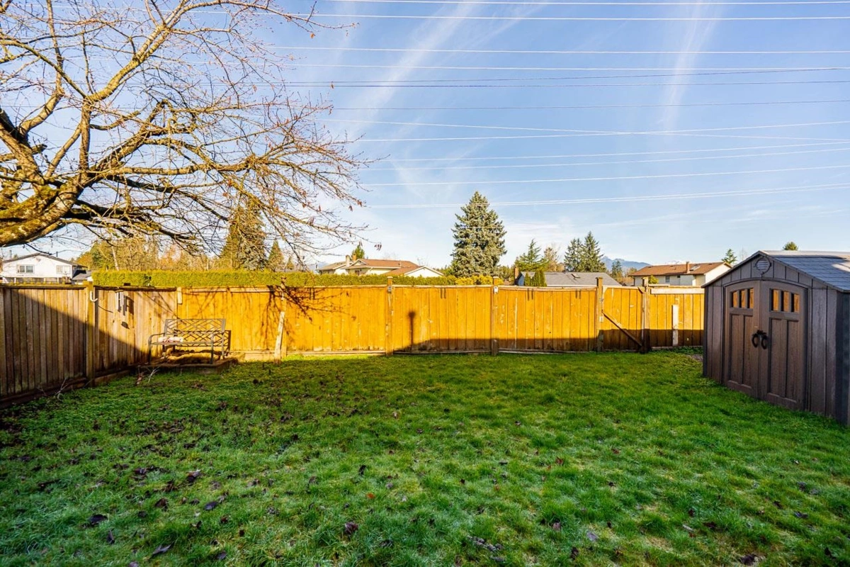 Backyard Photo of 21229 95 Avenue, Langley, BC