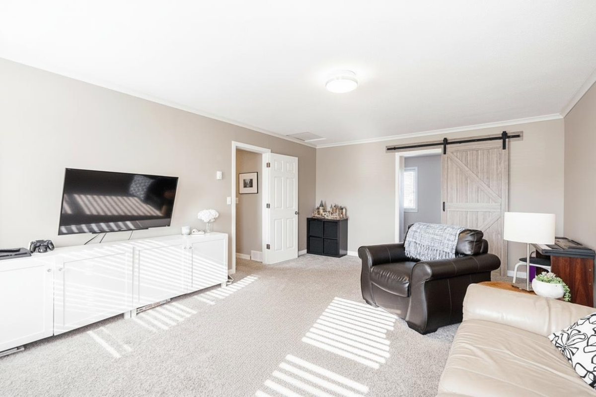 Entry Foyer Photo of 21229 95 Avenue, Langley, BC