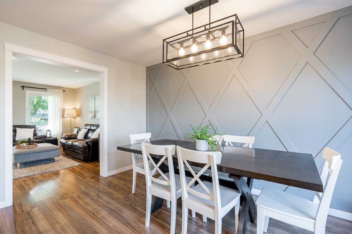 Kitchen Island Photo of 21229 95 Avenue, Langley, BC