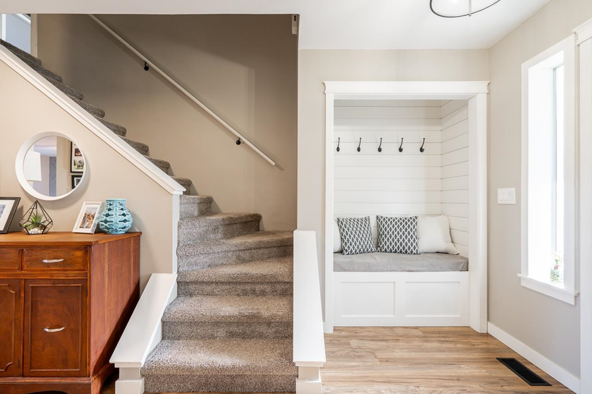 Laundry Room Photo of 21229 95 Avenue, Langley, BC