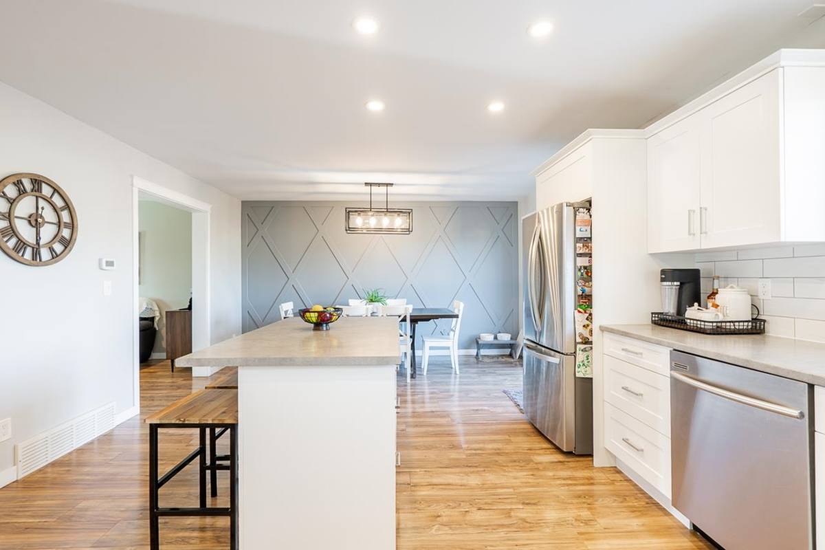 Walk-In Closet Photo of 21229 95 Avenue, Langley, BC