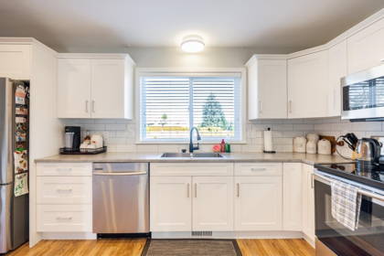 Primary Bedroom Photo of 21229 95 Avenue, Langley, BC