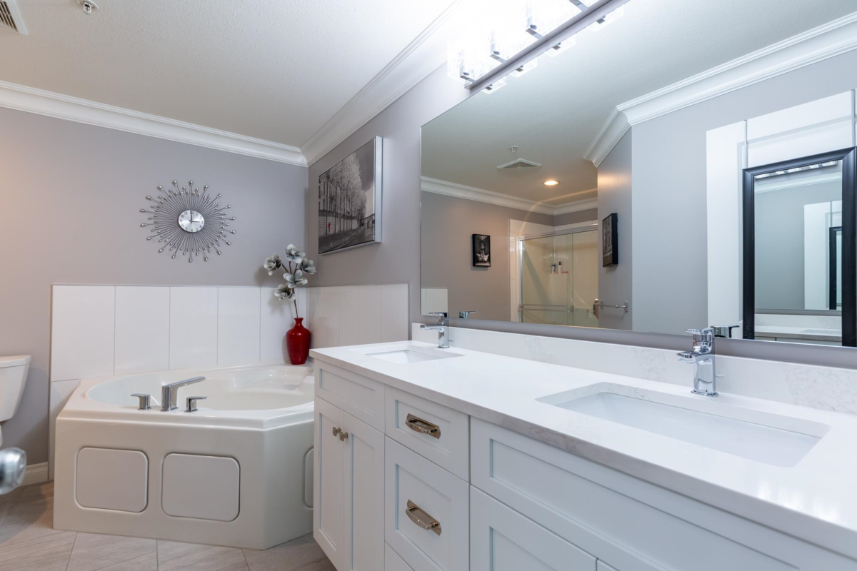 Laundry Room Photo of 316 32729 Garibaldi Drive, Abbotsford, BC