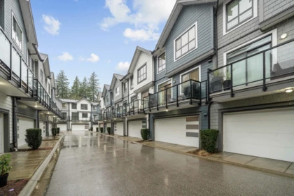 Backyard Photo of 5 16760 25 Avenue, Surrey, BC