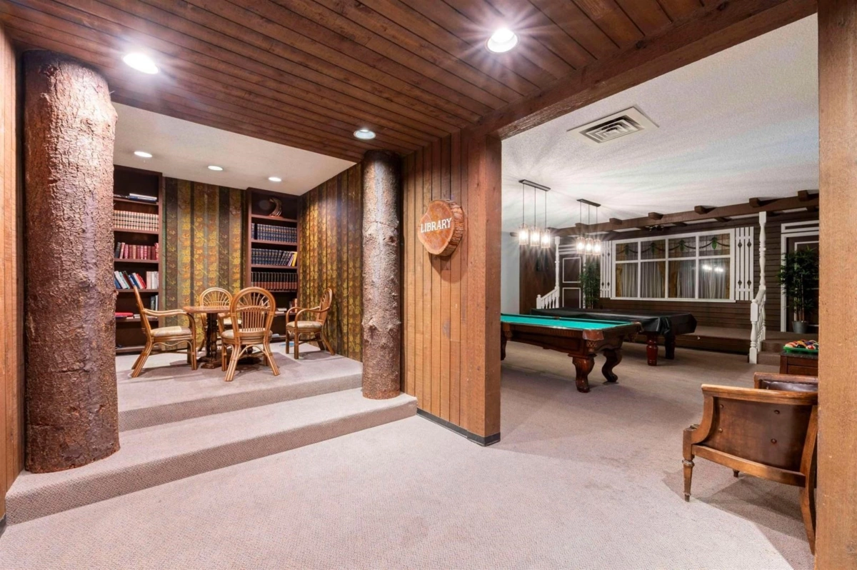 Backyard Photo of 2206 3755 Bartlett Court, Burnaby, BC