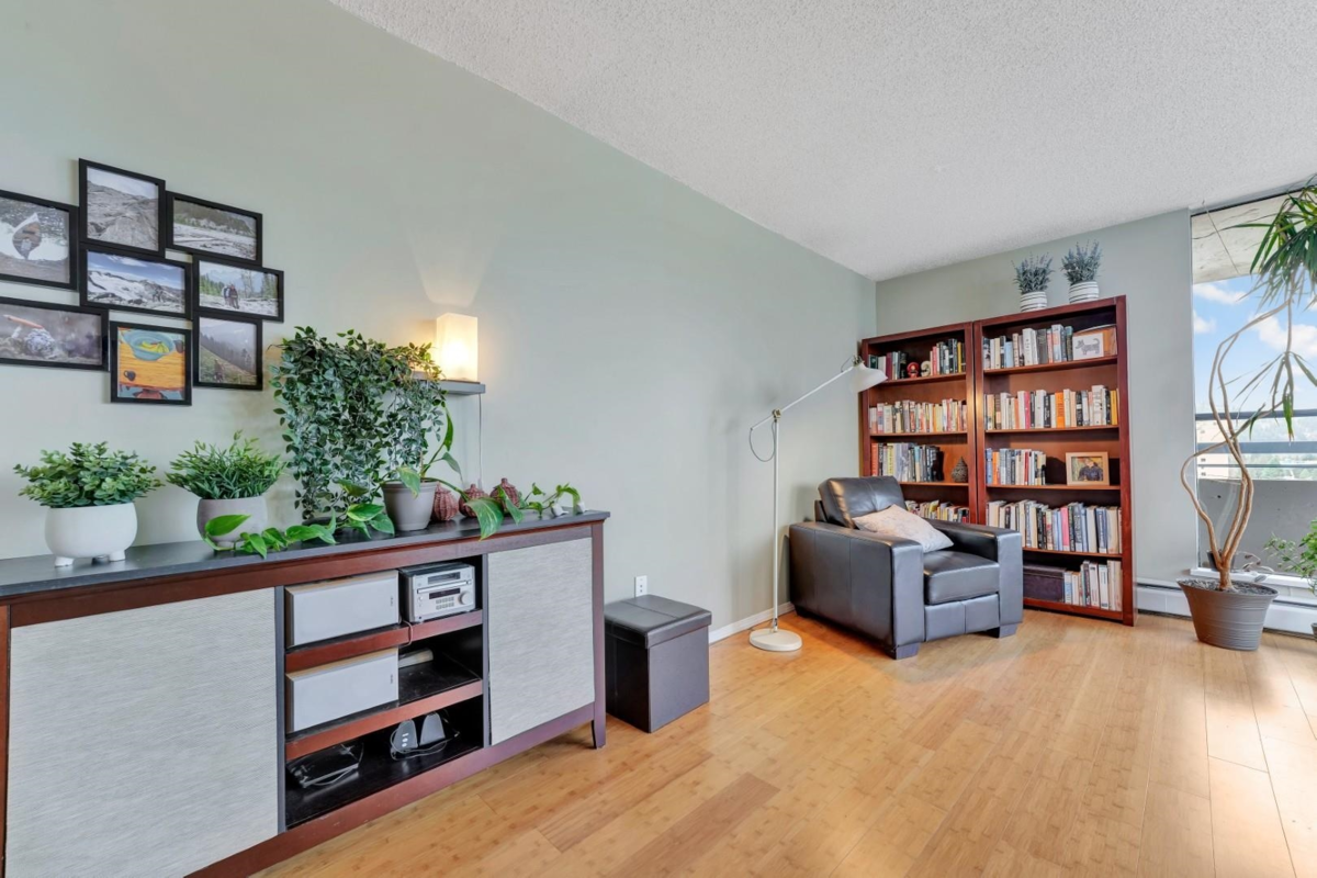 Living Room Photo of 2206 3755 Bartlett Court, Burnaby, BC