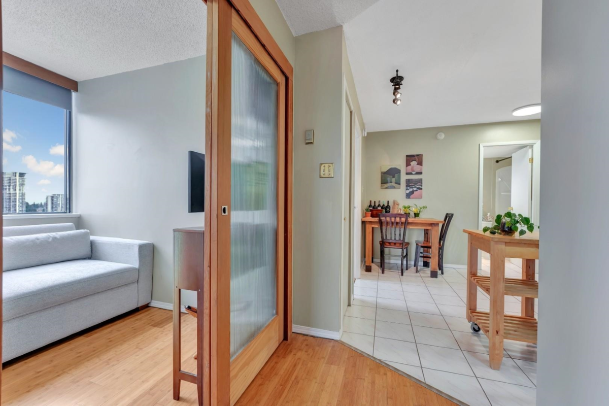 Loft / Bonus Room Photo of 2206 3755 Bartlett Court, Burnaby, BC