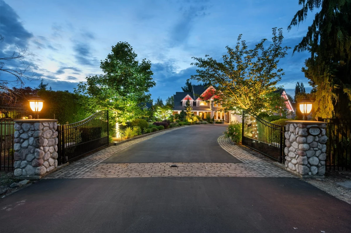 Swimming Pool Photo of 23133 80 Avenue, Langley, BC