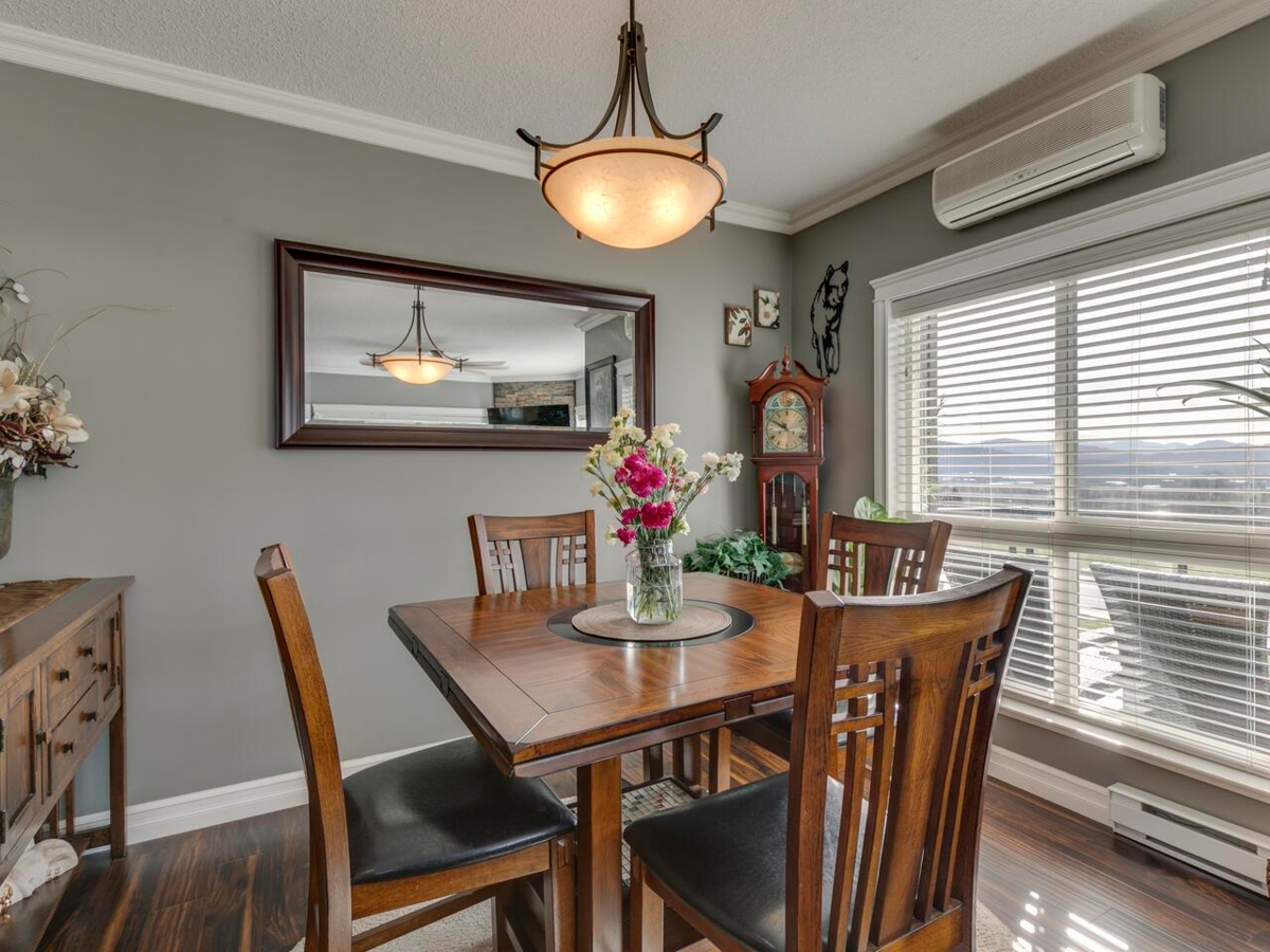 Breakfast Nook Photo of A214 33755 7th Avenue, Mission, BC