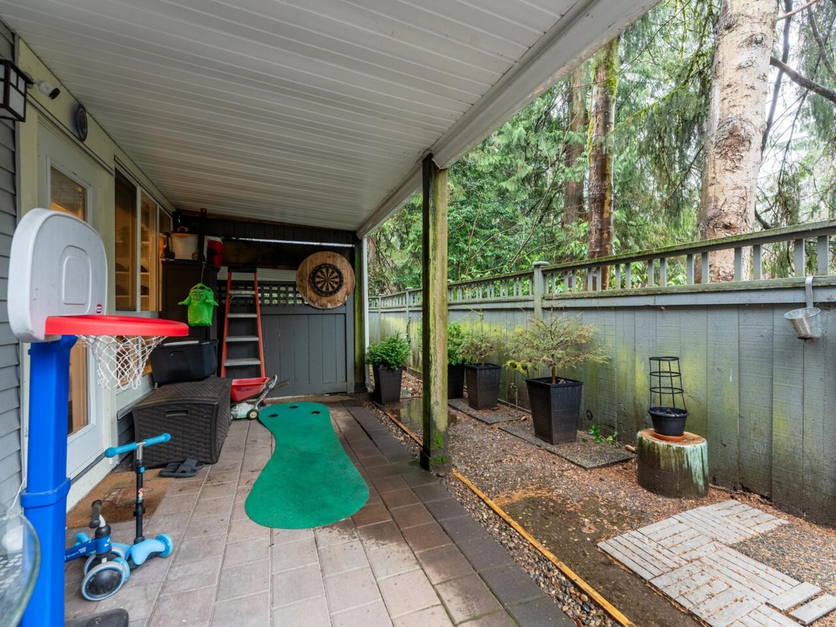 Basement Recreation Room Photo of 18 1073 Lynn Valley Road, North Vancouver, BC