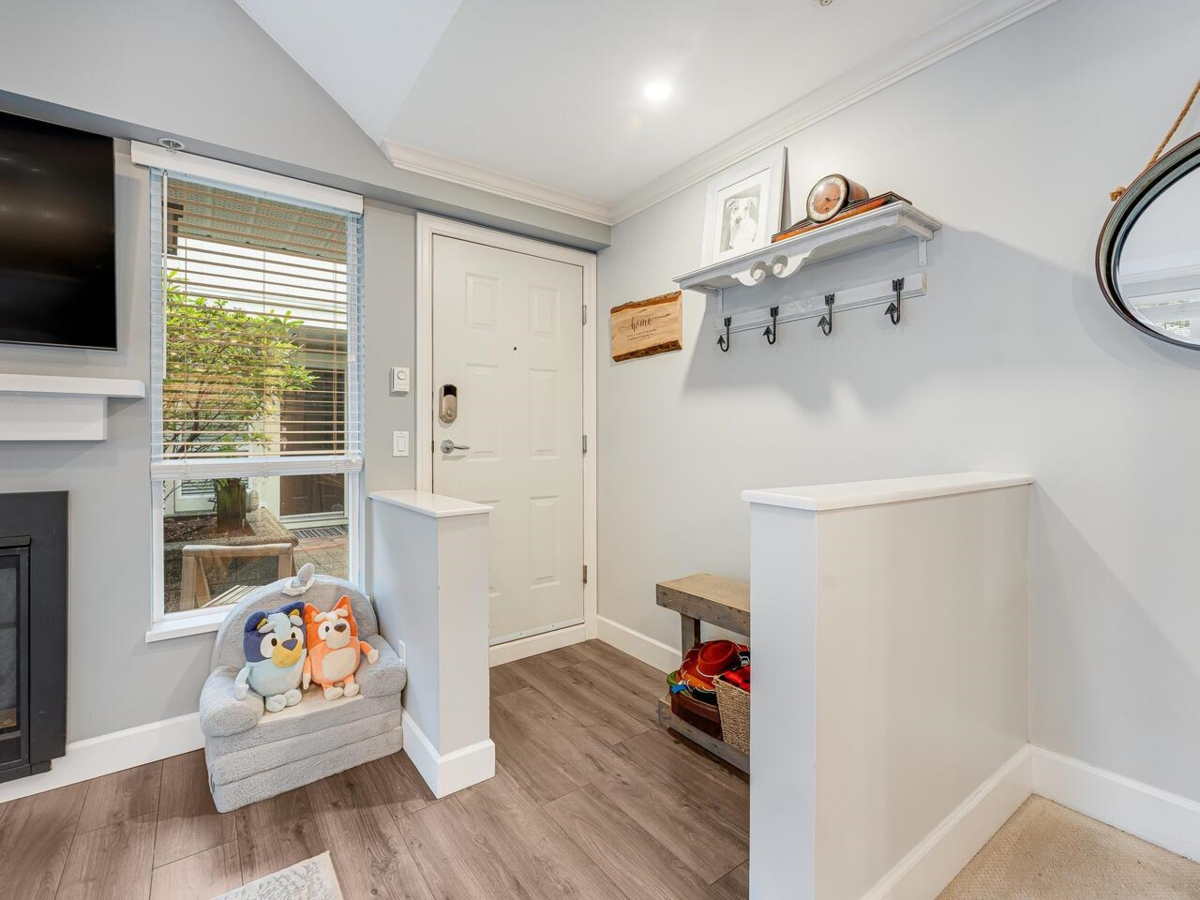 Bedroom 2 Photo of 18 1073 Lynn Valley Road, North Vancouver, BC
