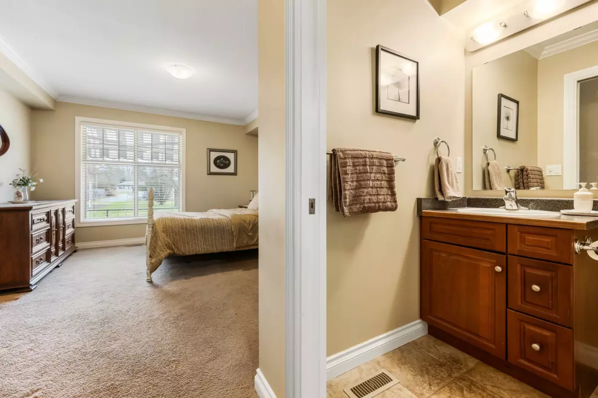 Hallway Photo of 7 46150 Riverside Drive, Chilliwack, BC