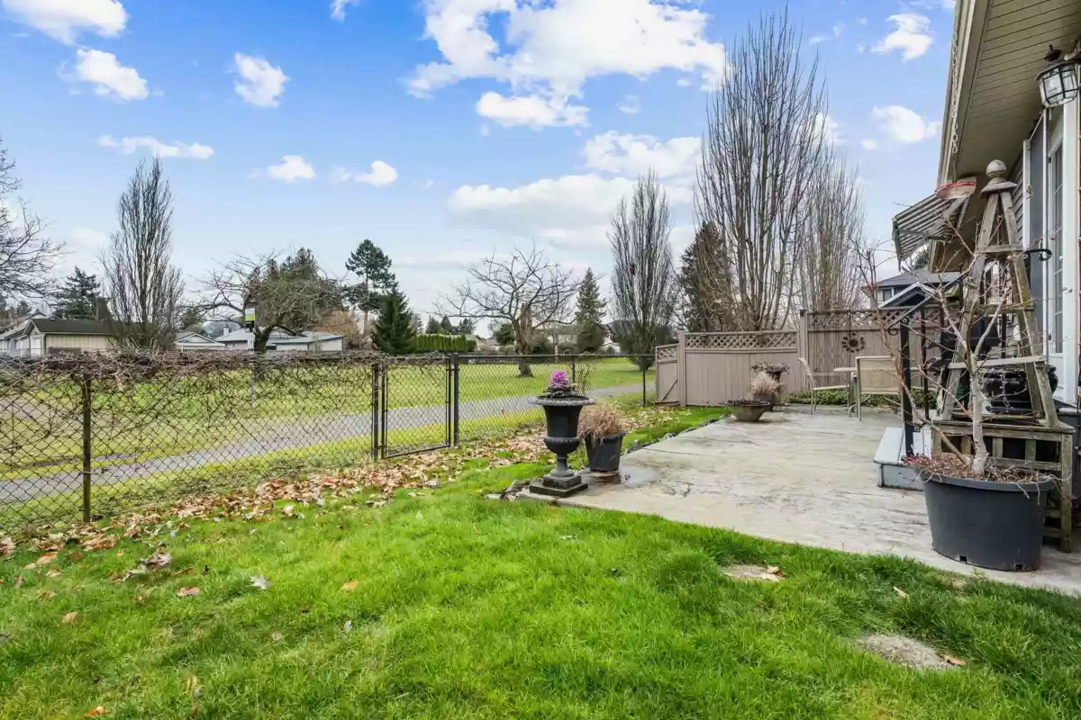 Neighborhood Park Photo Near 7 46150 Riverside Drive, Chilliwack, BC