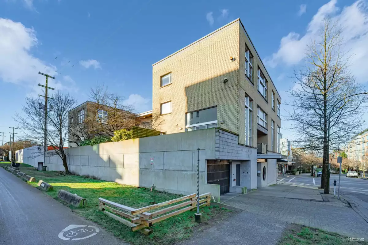 Entry Foyer Photo of PH5 2088 W 11th Avenue, Vancouver, BC