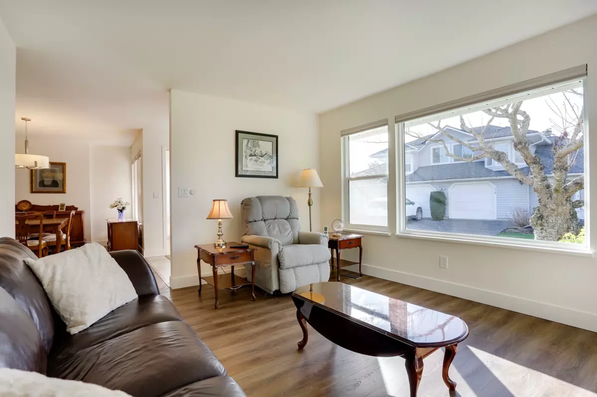 Primary Bedroom Photo of 112 14280 19a Avenue, Surrey, BC