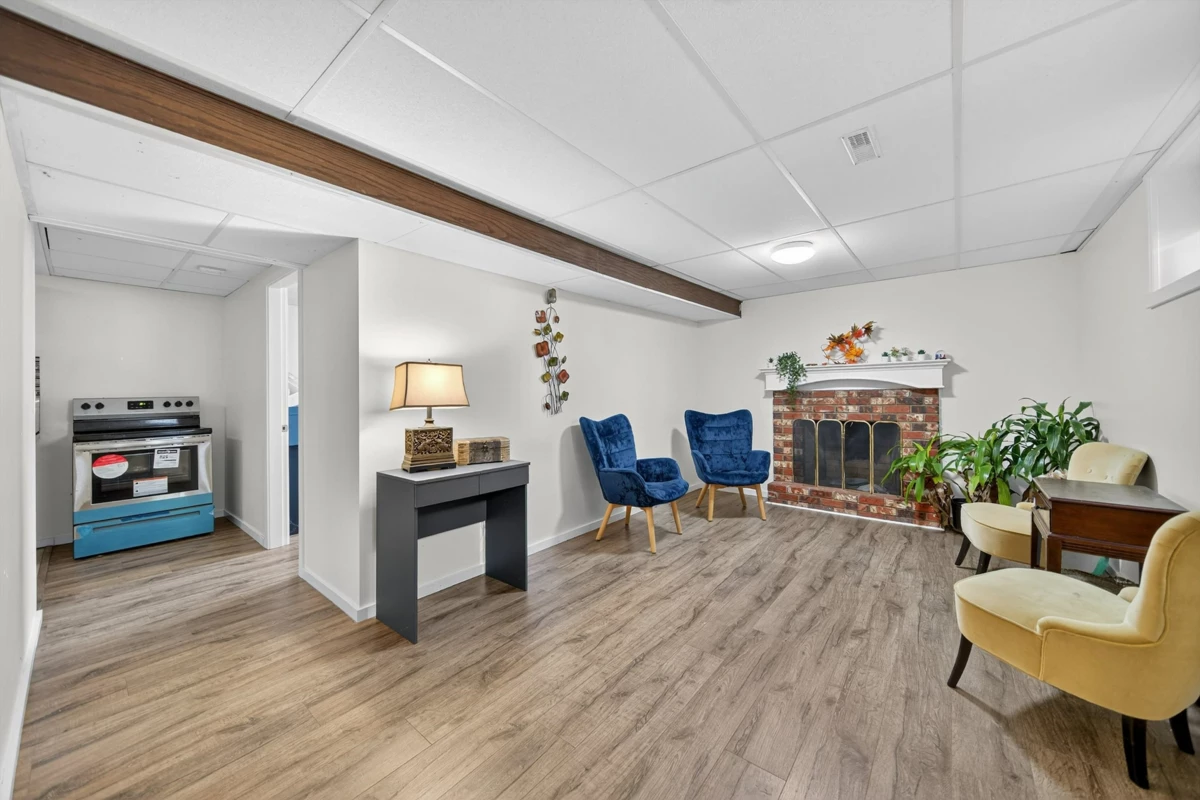 Hallway Photo of 8607 Byron Road, Delta, BC