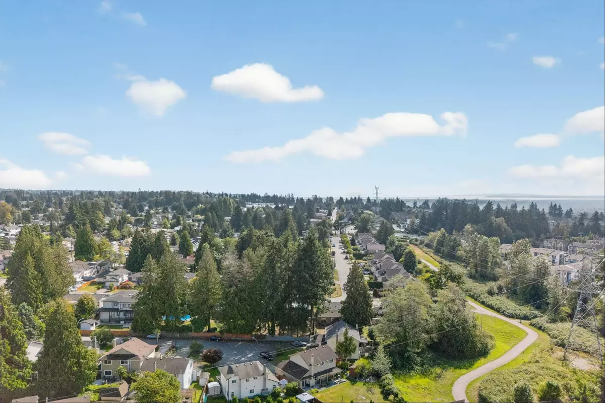 Outdoor Kitchen Photo of 8607 Byron Road, Delta, BC