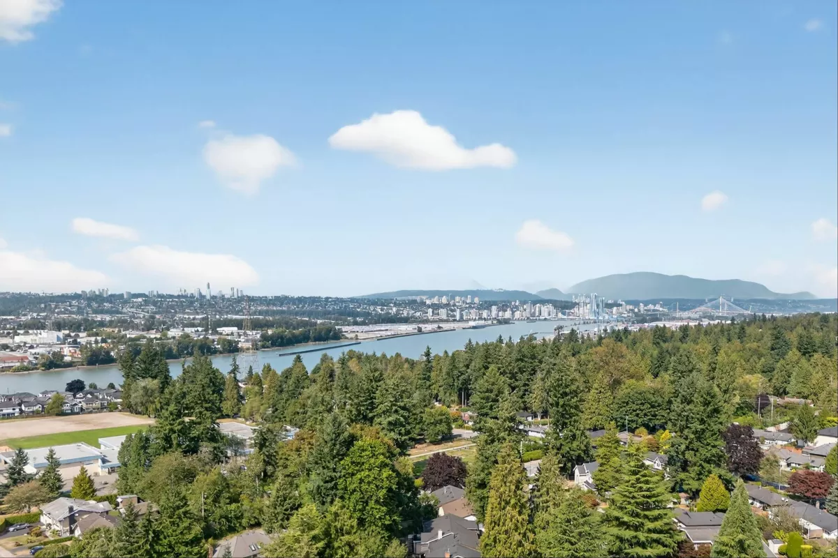 Swimming Pool Photo of 8607 Byron Road, Delta, BC