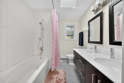 Laundry Room Photo of 8607 Byron Road, Delta, BC