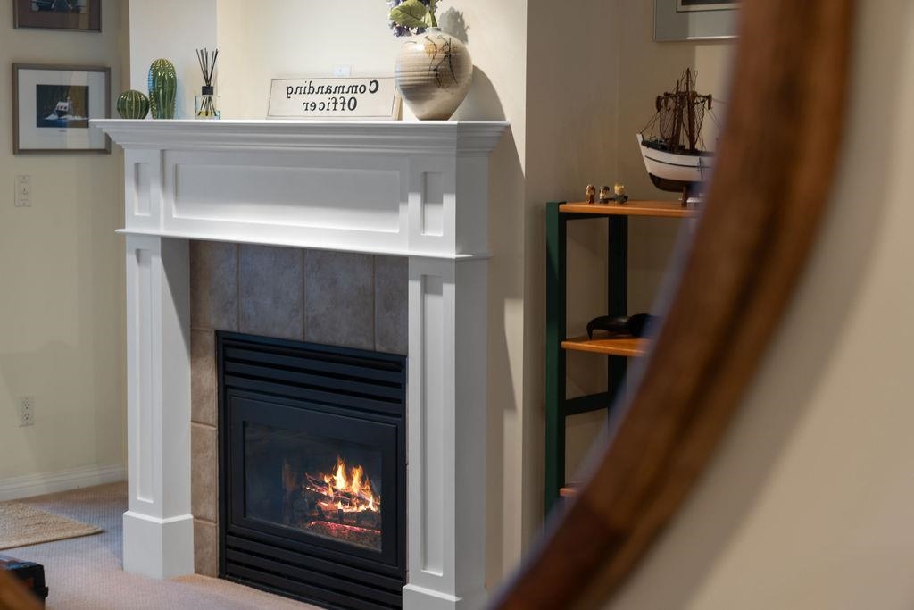 Backyard Photo of 308 333 E 1st Street, North Vancouver, BC