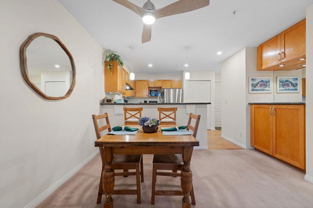 Mudroom Photo of 308 333 E 1st Street, North Vancouver, BC