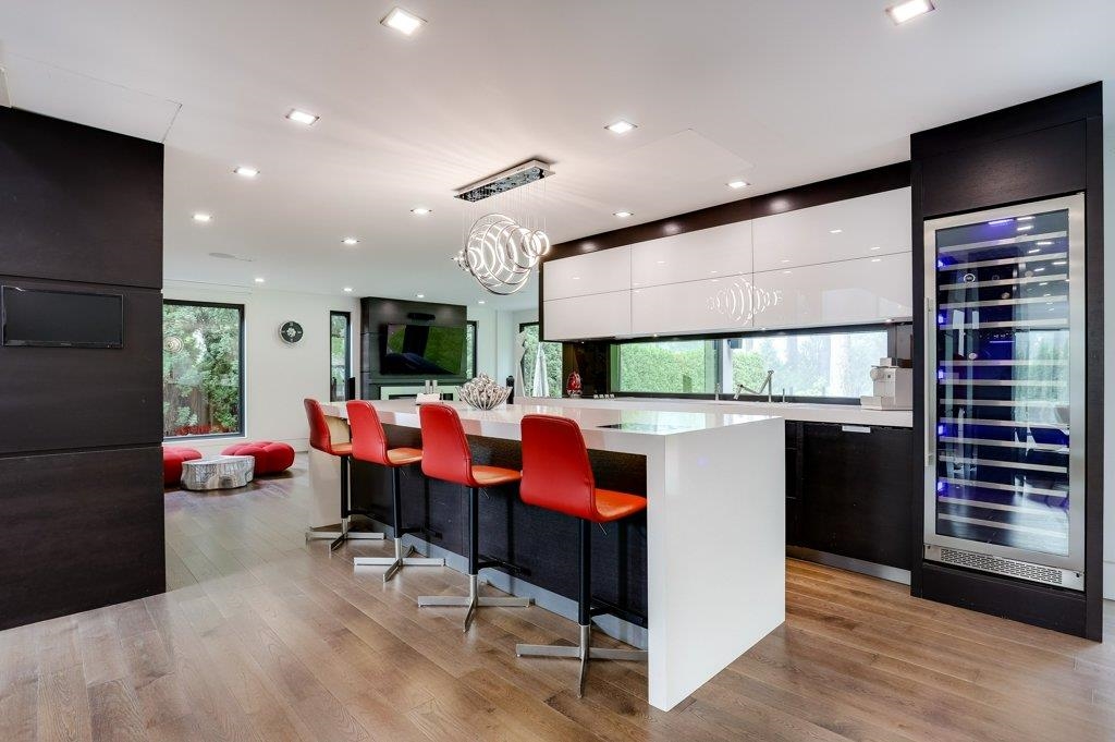 Pantry Photo of 4577 Capilano Road, North Vancouver, BC