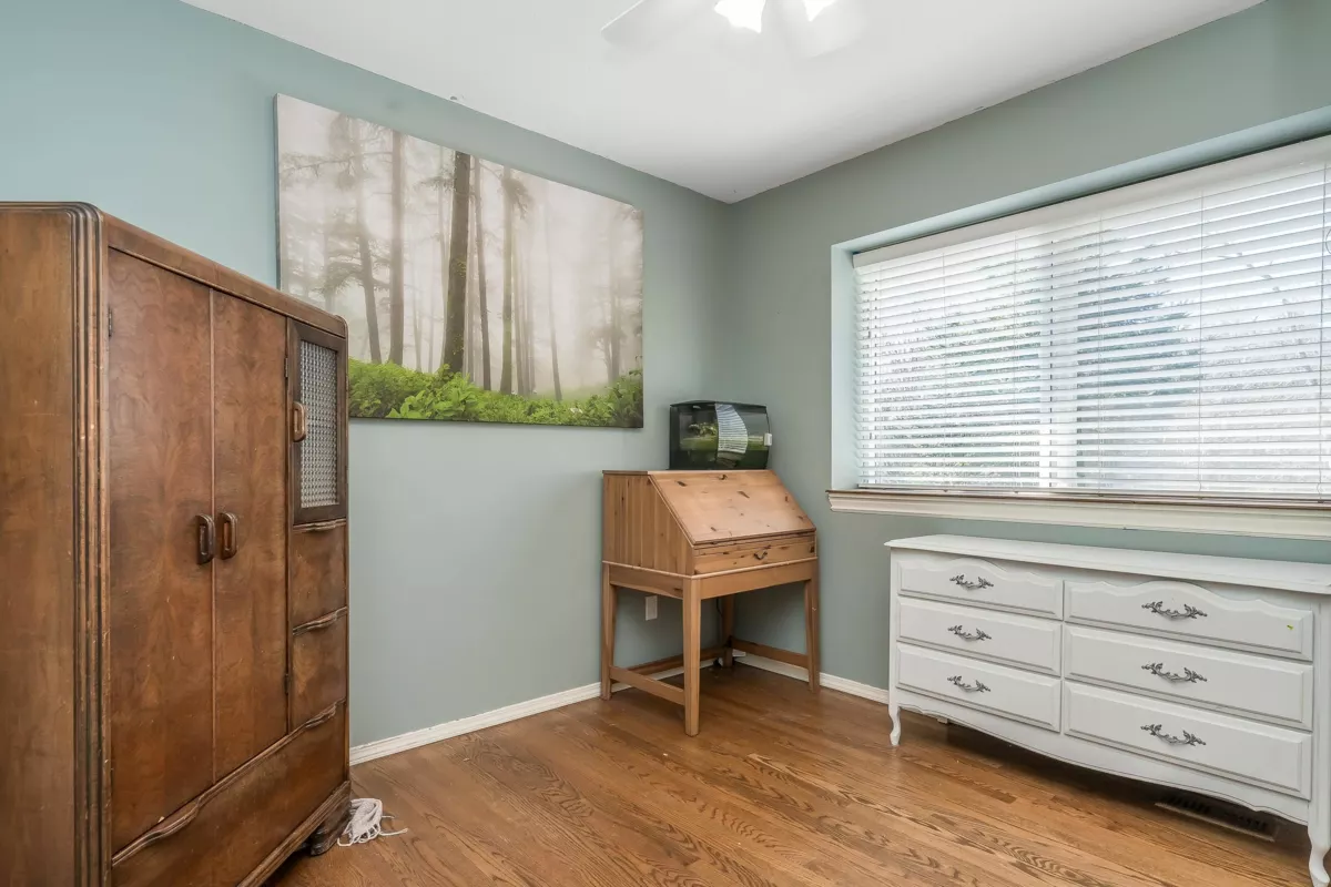 Powder Room Photo of 7821 Tavernier Terrace, Mission, BC