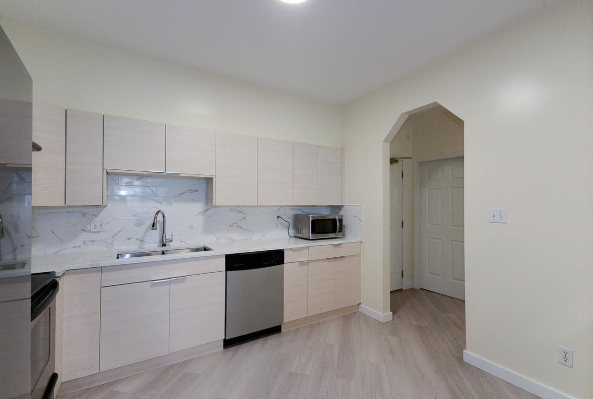 Dining Area Photo of 107 8700 Jones Road, Richmond, BC