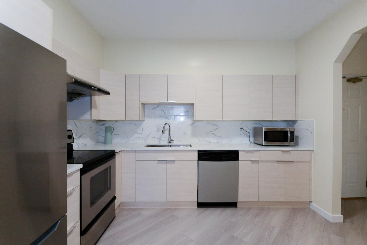 Kitchen Photo of 107 8700 Jones Road, Richmond, BC