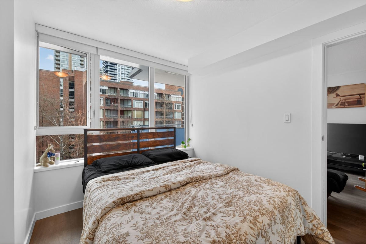 Powder Room Photo of 606 1009 Harwood Street, Vancouver, BC