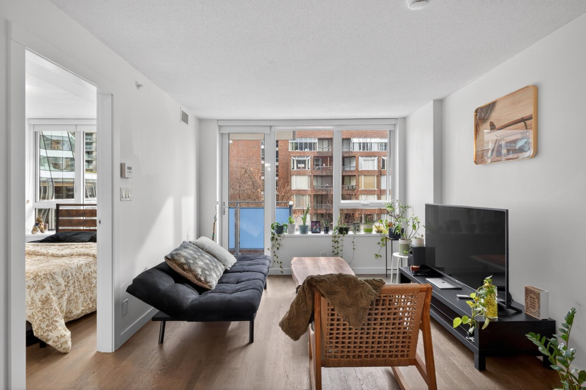 Primary Bedroom Photo of 606 1009 Harwood Street, Vancouver, BC