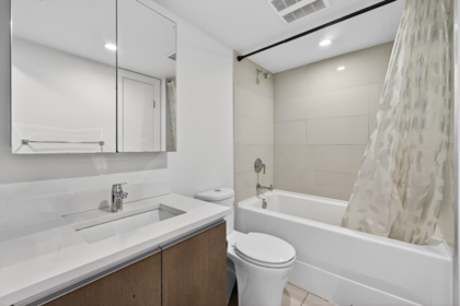 Loft / Bonus Room Photo of 606 1009 Harwood Street, Vancouver, BC