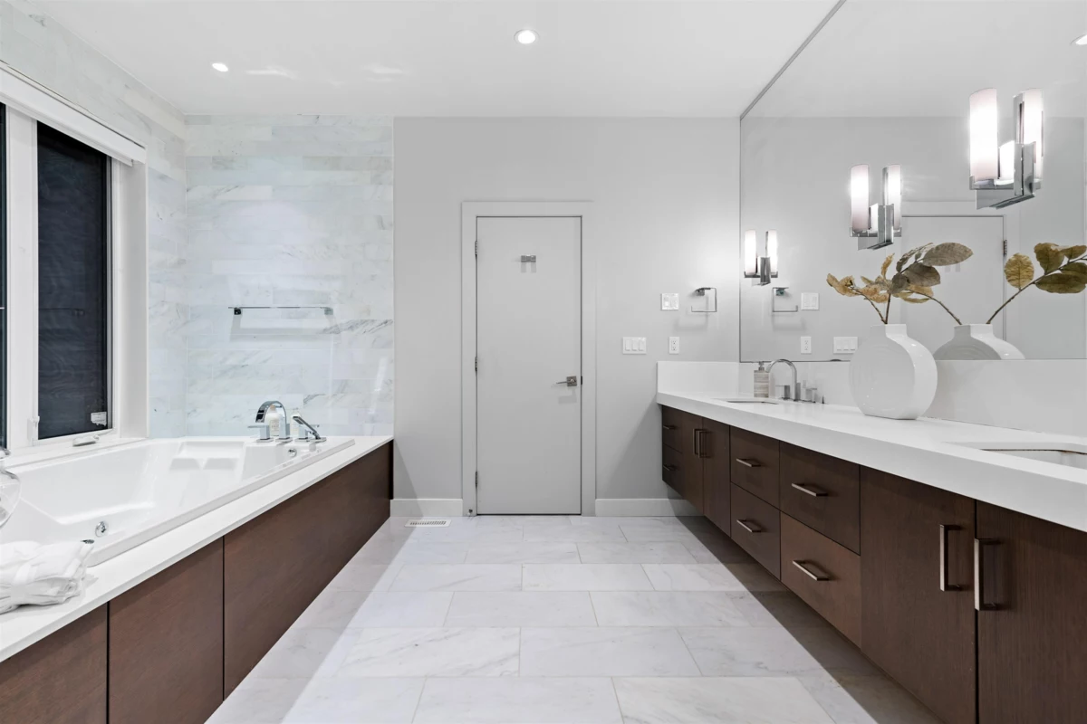 Staircase Photo of 2461 Eagle Mountain Drive, Abbotsford, BC