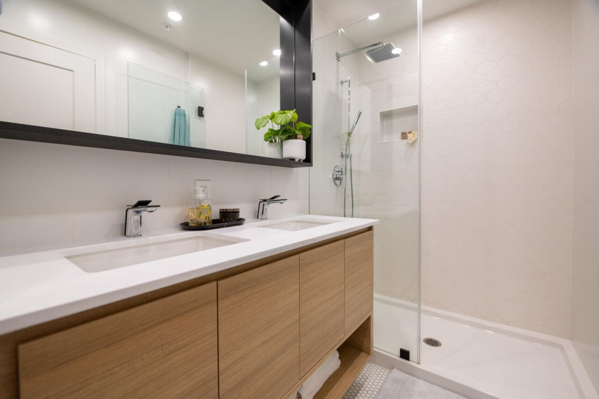 Powder Room Photo of 607 55 Klahanie Drive, Port Moody, BC