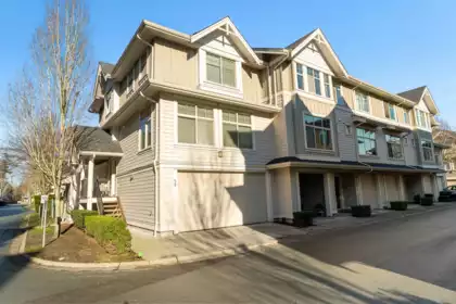30 19525 73 Avenue, Surrey, BC, Clayton — 3 bed townhouse for sale