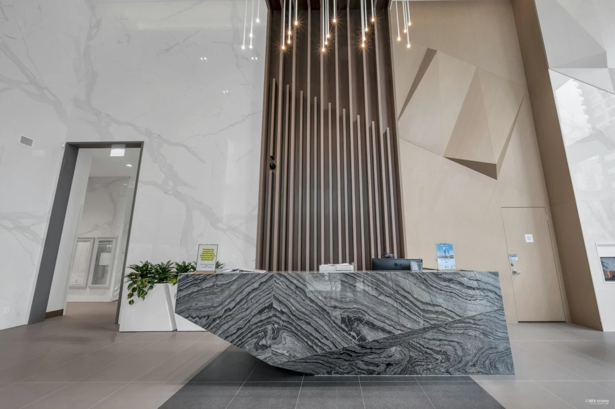 Hallway Photo of 607 680 Quayside Drive, New Westminster, BC