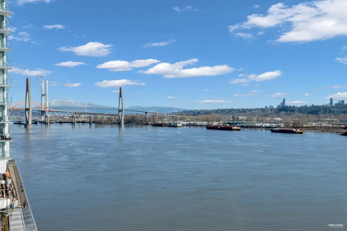 Office / Den Photo of 607 680 Quayside Drive, New Westminster, BC