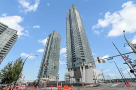 607 680 Quayside Drive, New Westminster, BC