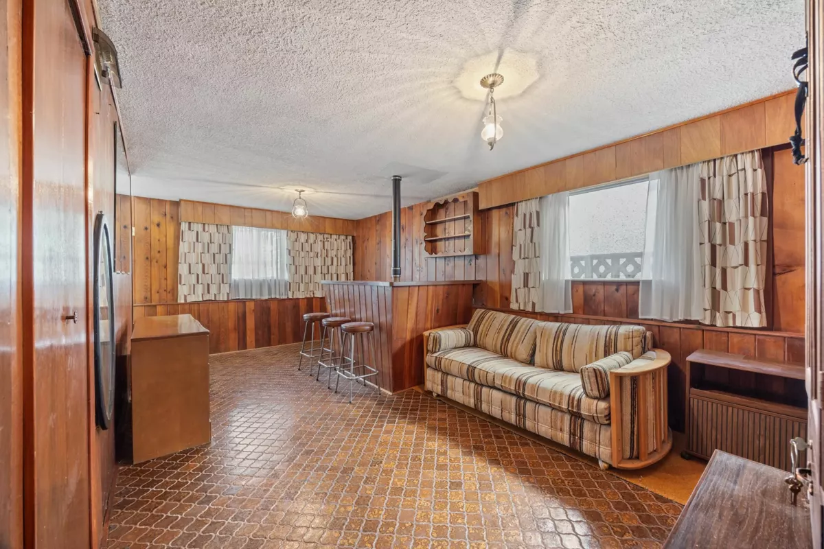 Kitchen Island Photo of 5131 Ann Street, Vancouver, BC