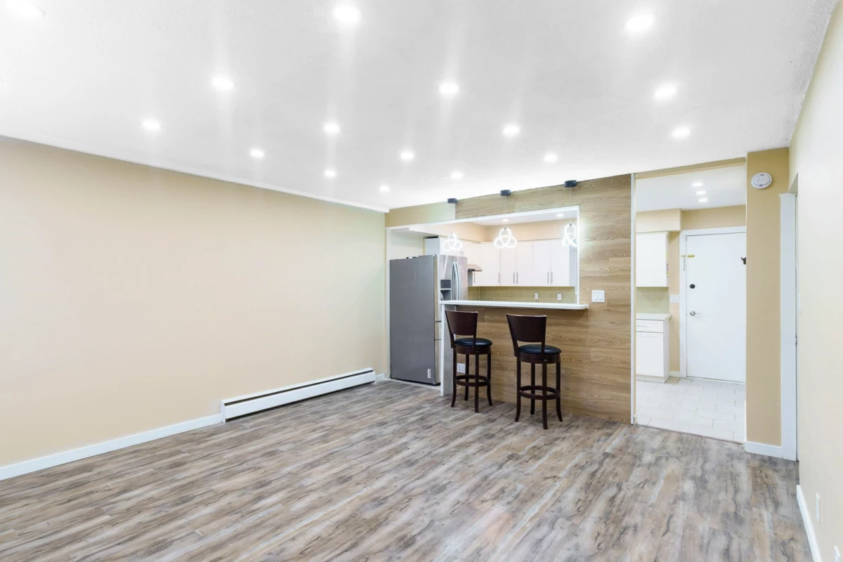 Dining Area Photo of 21462 Mayo Place, Maple Ridge, BC