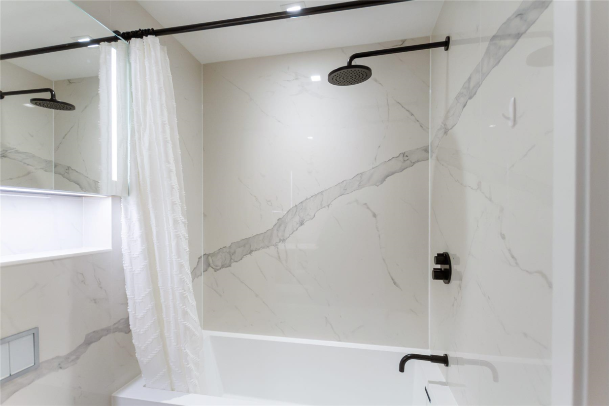 Loft / Bonus Room Photo of 2006 620 Cardero Street, Vancouver, BC