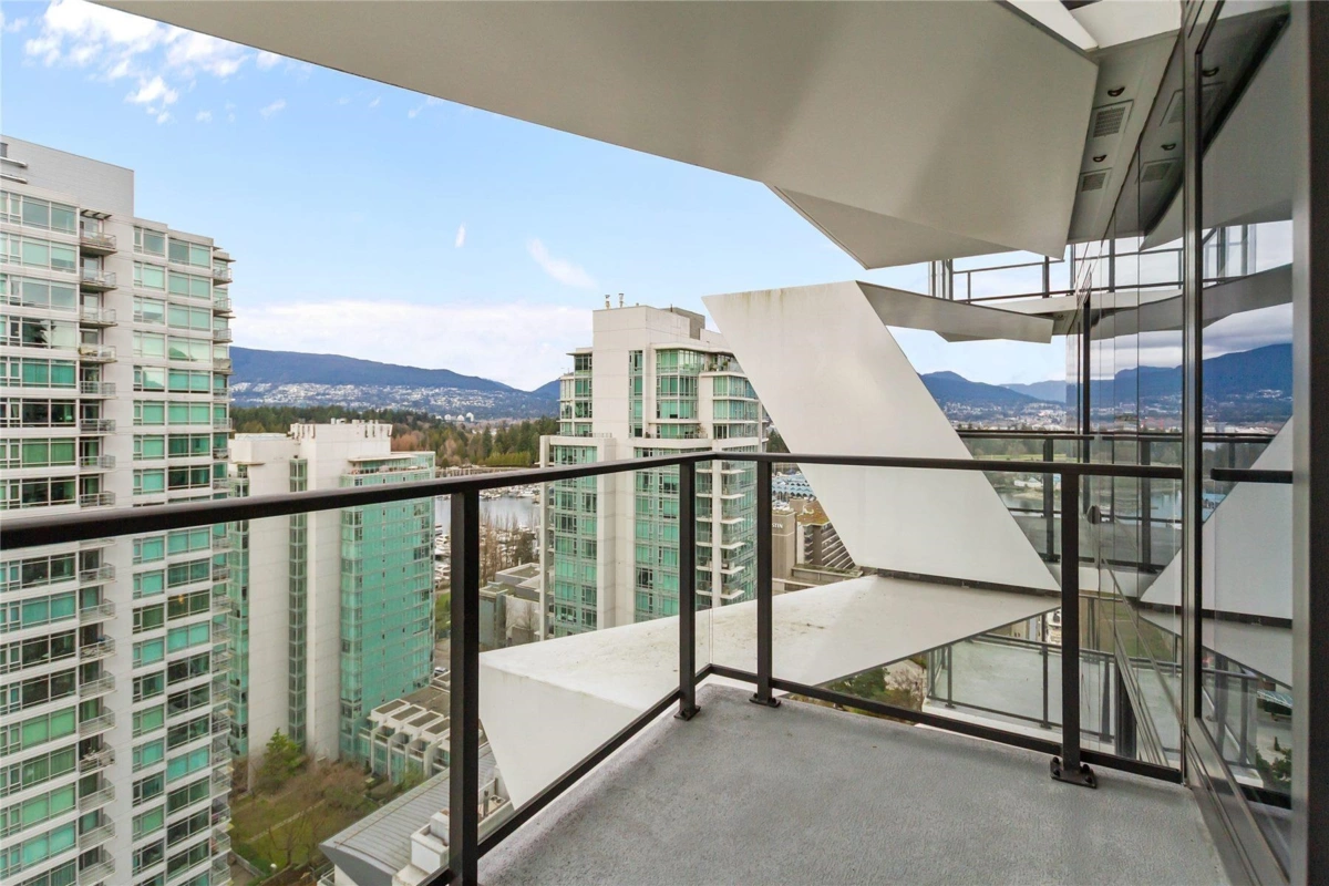 Primary Bedroom Photo of 2006 620 Cardero Street, Vancouver, BC