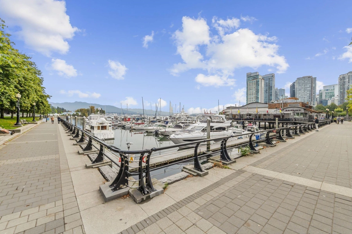 Staircase Photo of 2006 620 Cardero Street, Vancouver, BC