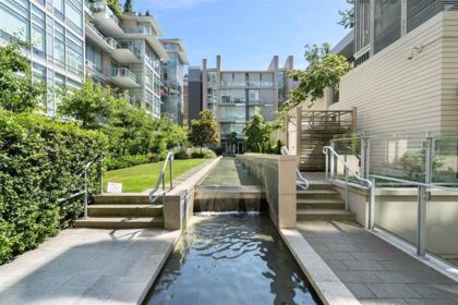Outdoor Deck Photo of 501 1616 Columbia Street, Vancouver, BC