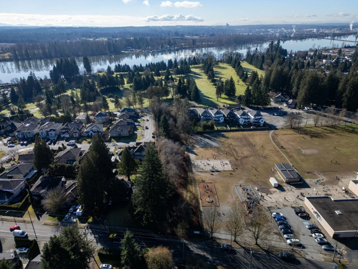 Kitchen Island Photo of 20886 River Road, Maple Ridge, BC