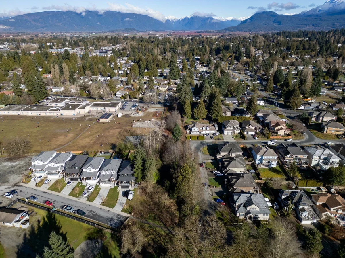 Primary Bedroom Photo of 20886 River Road, Maple Ridge, BC