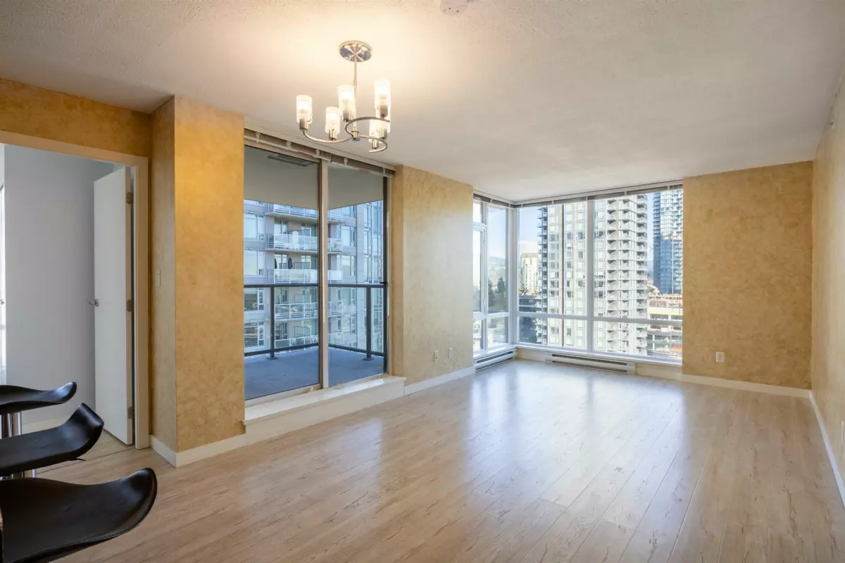 Family Room Photo of 1603 2980 Atlantic Avenue, Coquitlam, BC