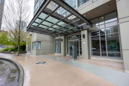 1603 2980 Atlantic Avenue, Coquitlam, BC